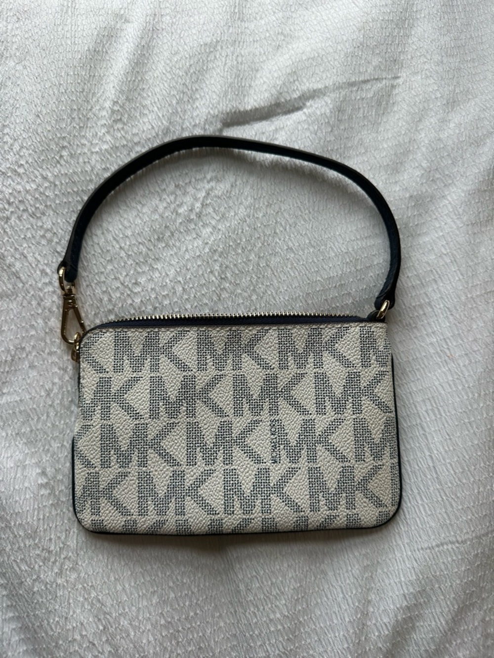 Michael Kors Mini Wristlet Navy Blue & White - Picture 4 of 6